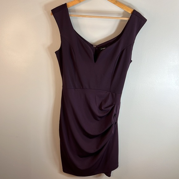 Le Chateau Cocktail Dress Size Medium - Picture 4 of 10